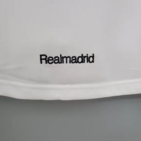 Camisa Retrô Real Madrid 2005/06 Home