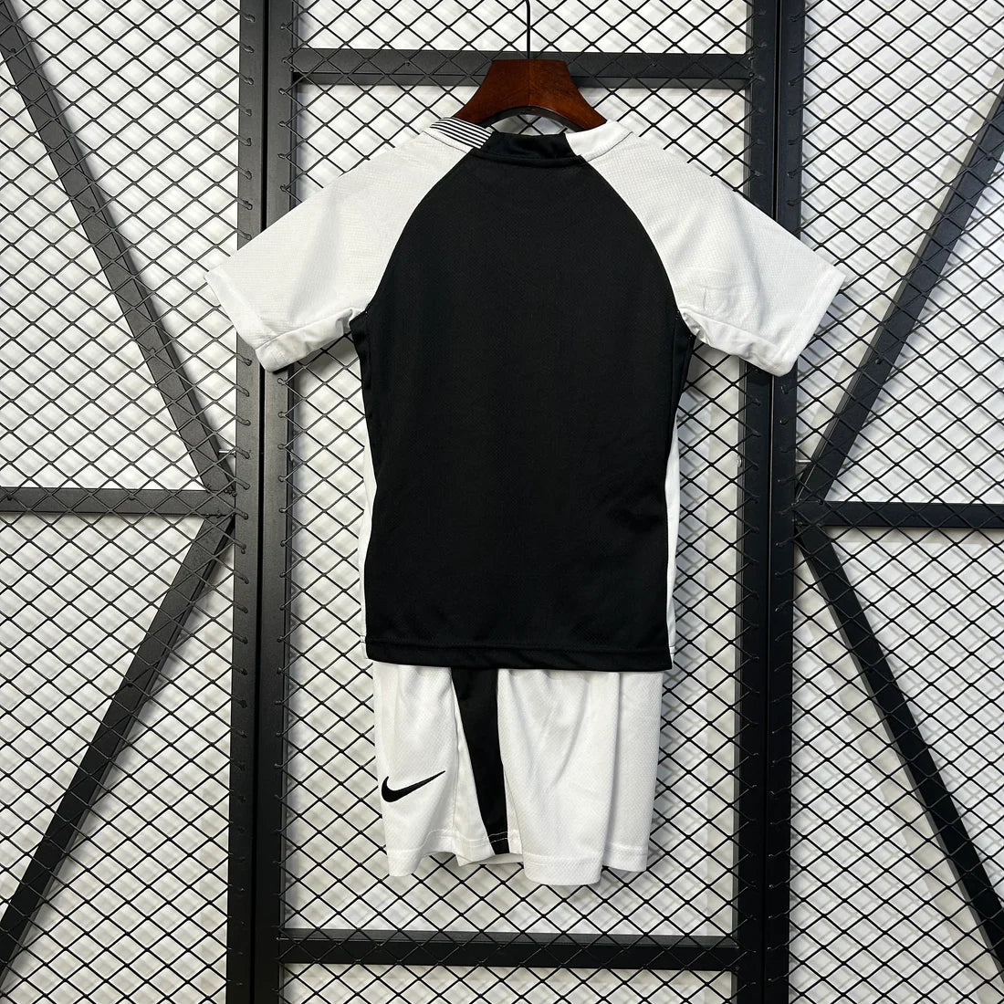 Kit Infantil Corinthians Away 25/26 - Nike