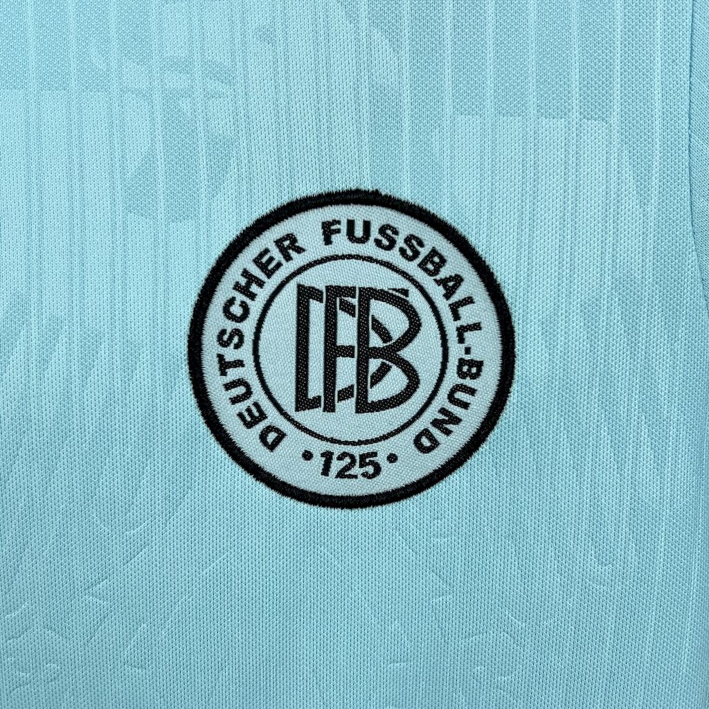 Kit Infantil Alemanha Especial 25/26 Adidas